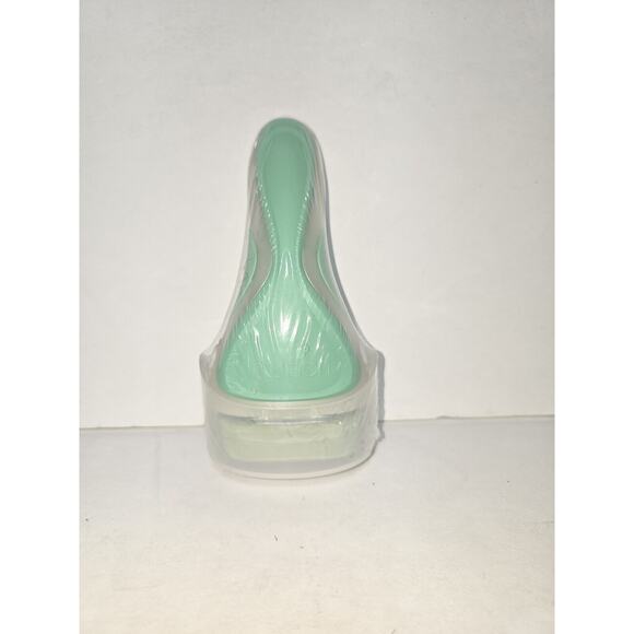 NEW Schick Razors for Women 1 Razor & 1 Intuition Sealed - Picture 2 of 5